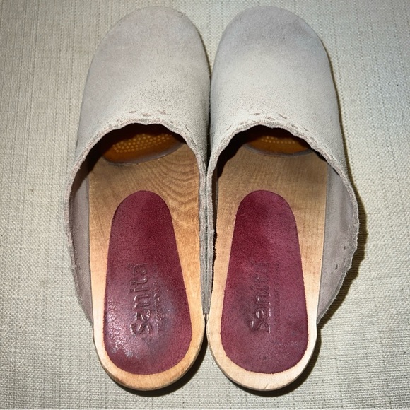 SANITA Size 37EU / 6.5 USA Tan Suede Clogs Wooden Sole Open Back Shoes Laser Cut - Picture 10 of 11